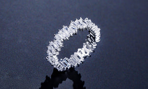 Cubic Bling Bling Crystal Ring - accessorous