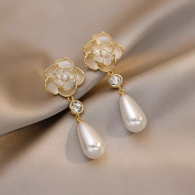 Elegant White Camellia Flower Pearl Earrings - accessorous