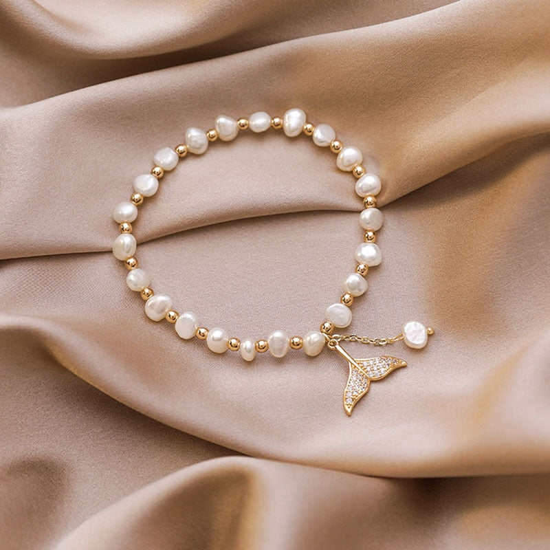 Mermaid Charm Pearl Bracelet - accessorous