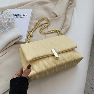 Elegant Adjustable Chain Quilted Shoulder Bag - accessorous chain shoulder bag